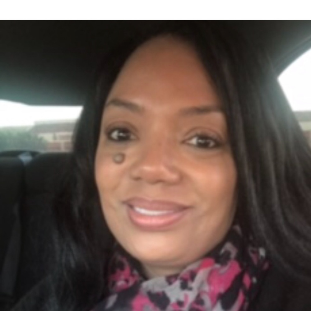 Meet your Posher, Charlotte